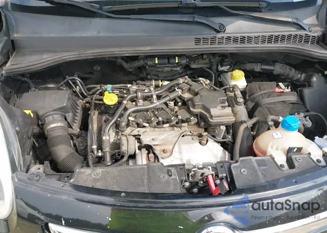 2016 Fiat 500L Trekking из США, поврежденный, VIN ZFBCFADH5GZ037393